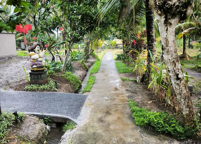 Villa Lumbung Sedana *